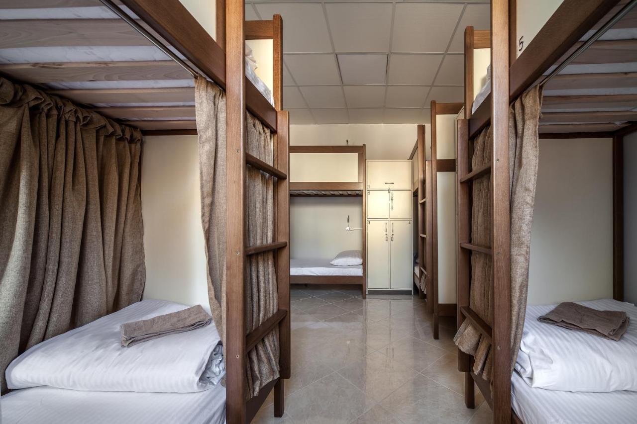 לבוב Ostriv Hostel מראה חיצוני תמונה