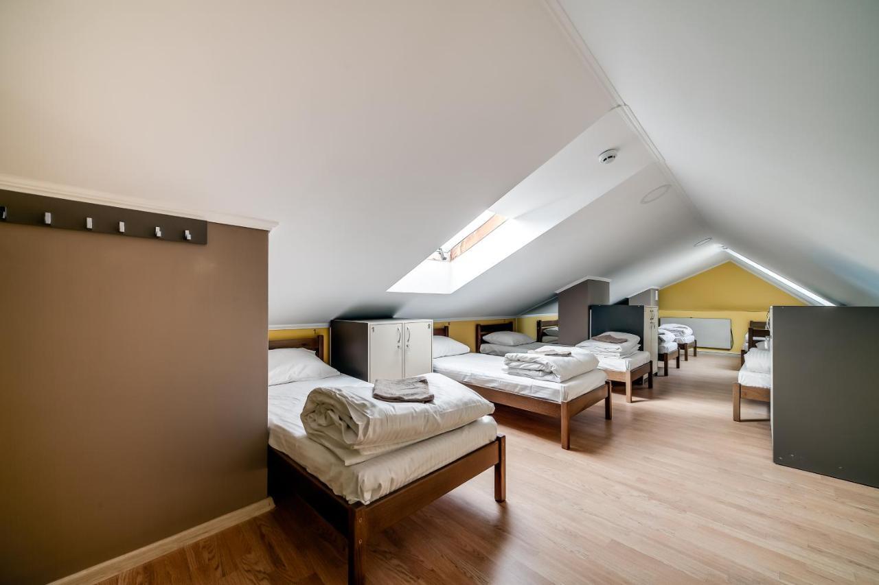 לבוב Ostriv Hostel מראה חיצוני תמונה