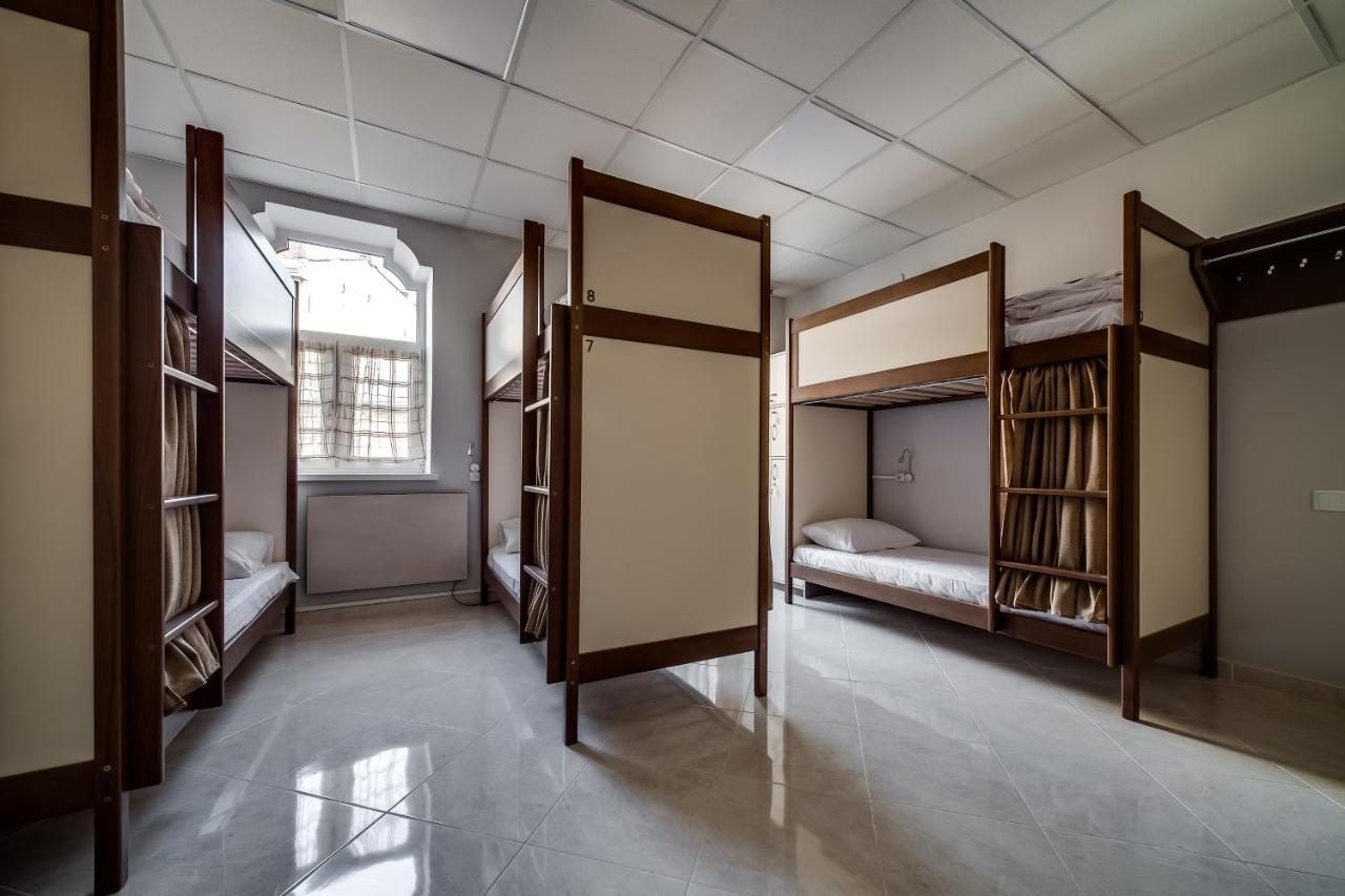 לבוב Ostriv Hostel מראה חיצוני תמונה