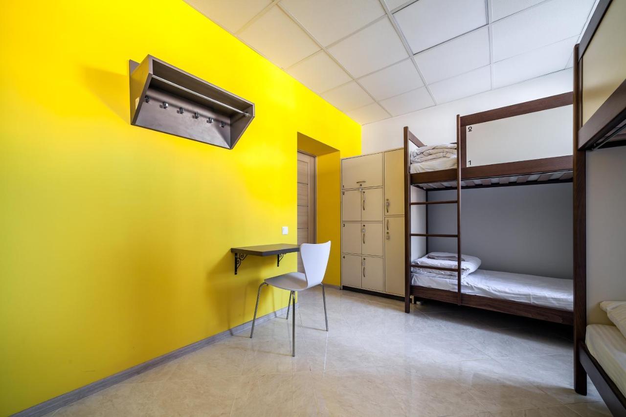 לבוב Ostriv Hostel מראה חיצוני תמונה