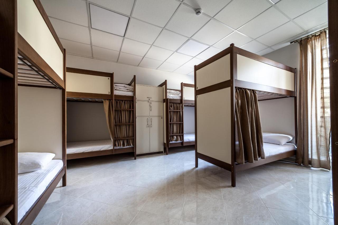 לבוב Ostriv Hostel מראה חיצוני תמונה