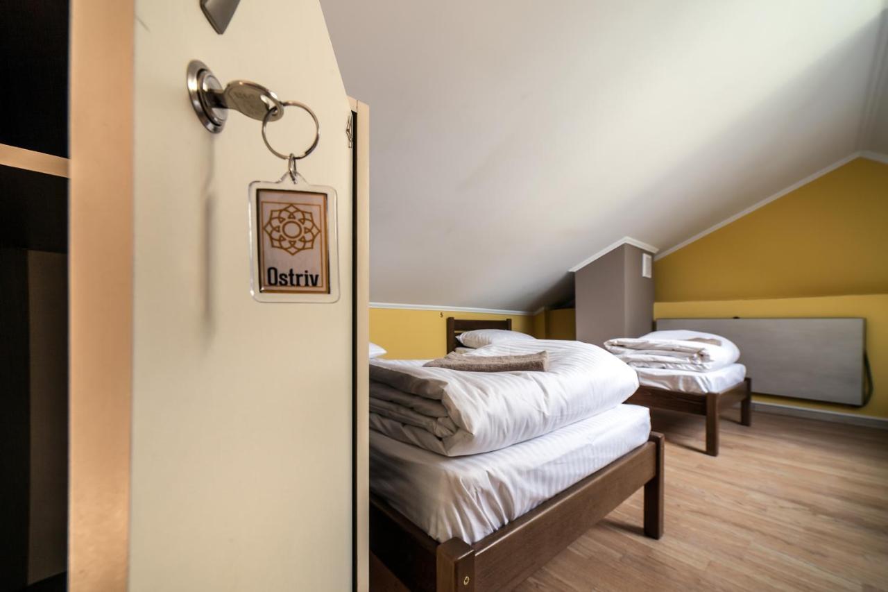 לבוב Ostriv Hostel מראה חיצוני תמונה