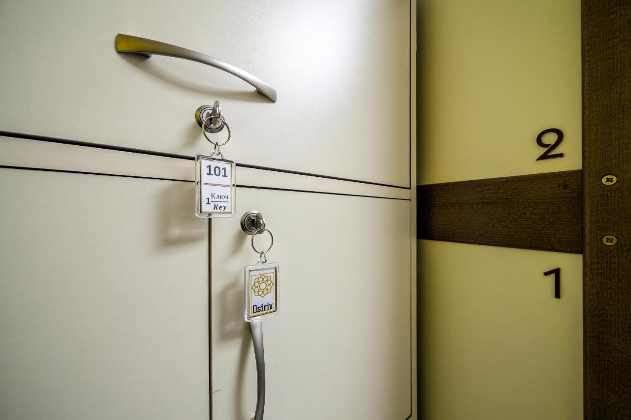 לבוב Ostriv Hostel מראה חיצוני תמונה