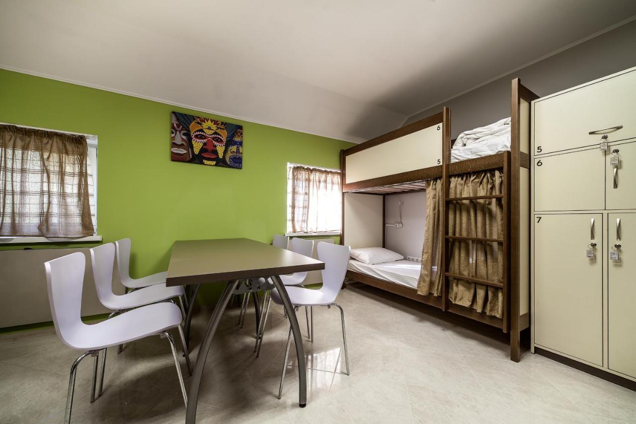 לבוב Ostriv Hostel מראה חיצוני תמונה