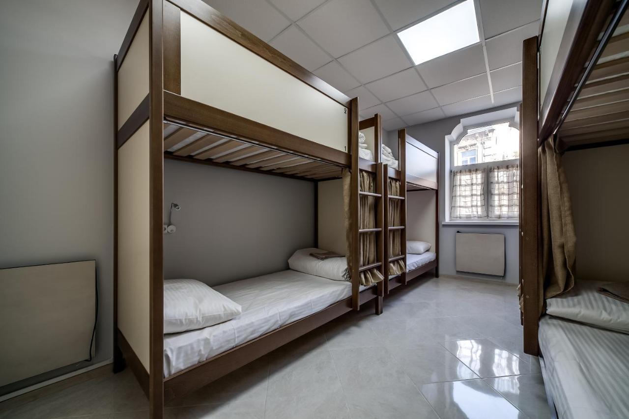 לבוב Ostriv Hostel מראה חיצוני תמונה