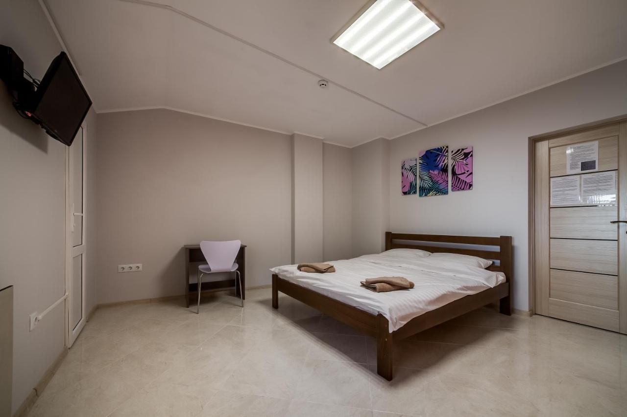 לבוב Ostriv Hostel מראה חיצוני תמונה