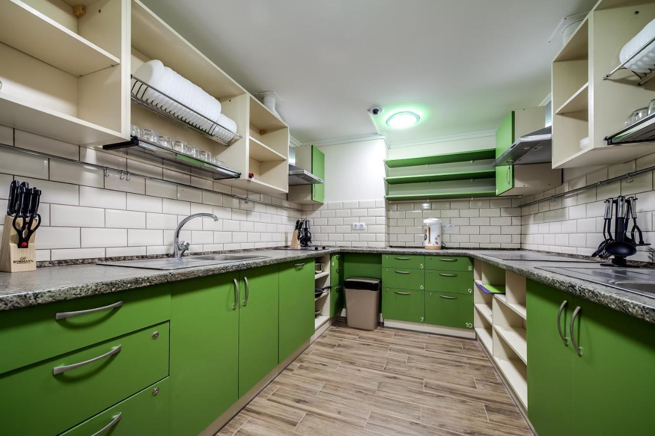 לבוב Ostriv Hostel מראה חיצוני תמונה