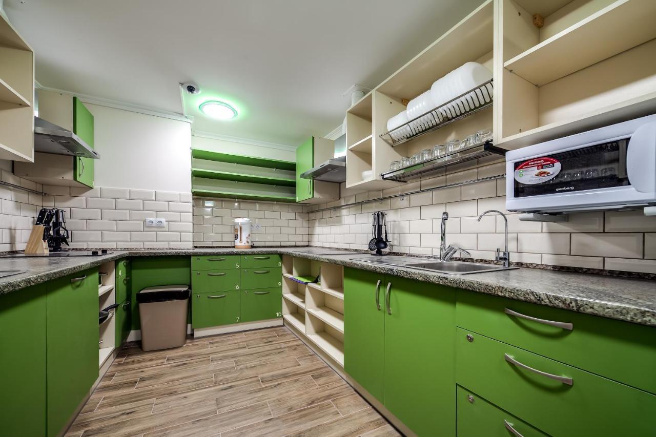 לבוב Ostriv Hostel מראה חיצוני תמונה