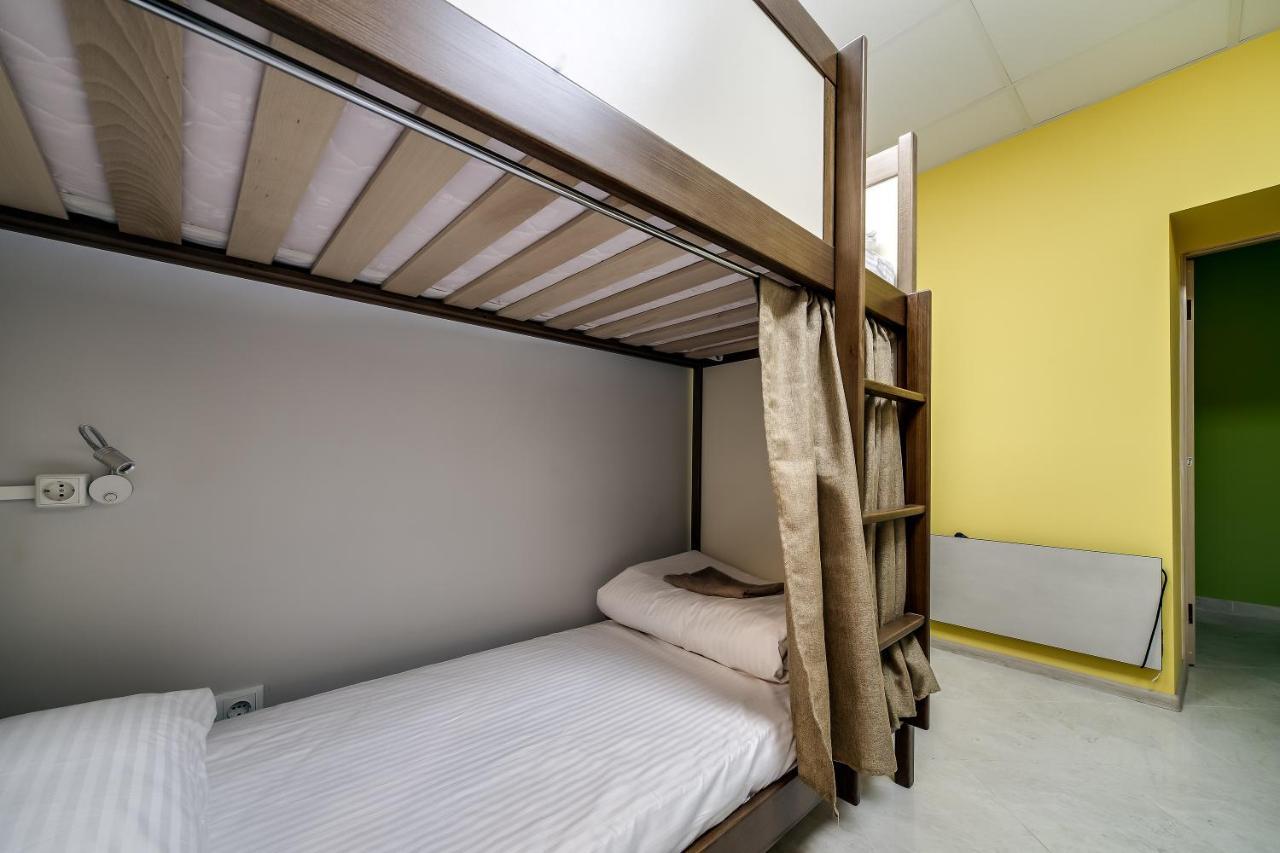 לבוב Ostriv Hostel מראה חיצוני תמונה