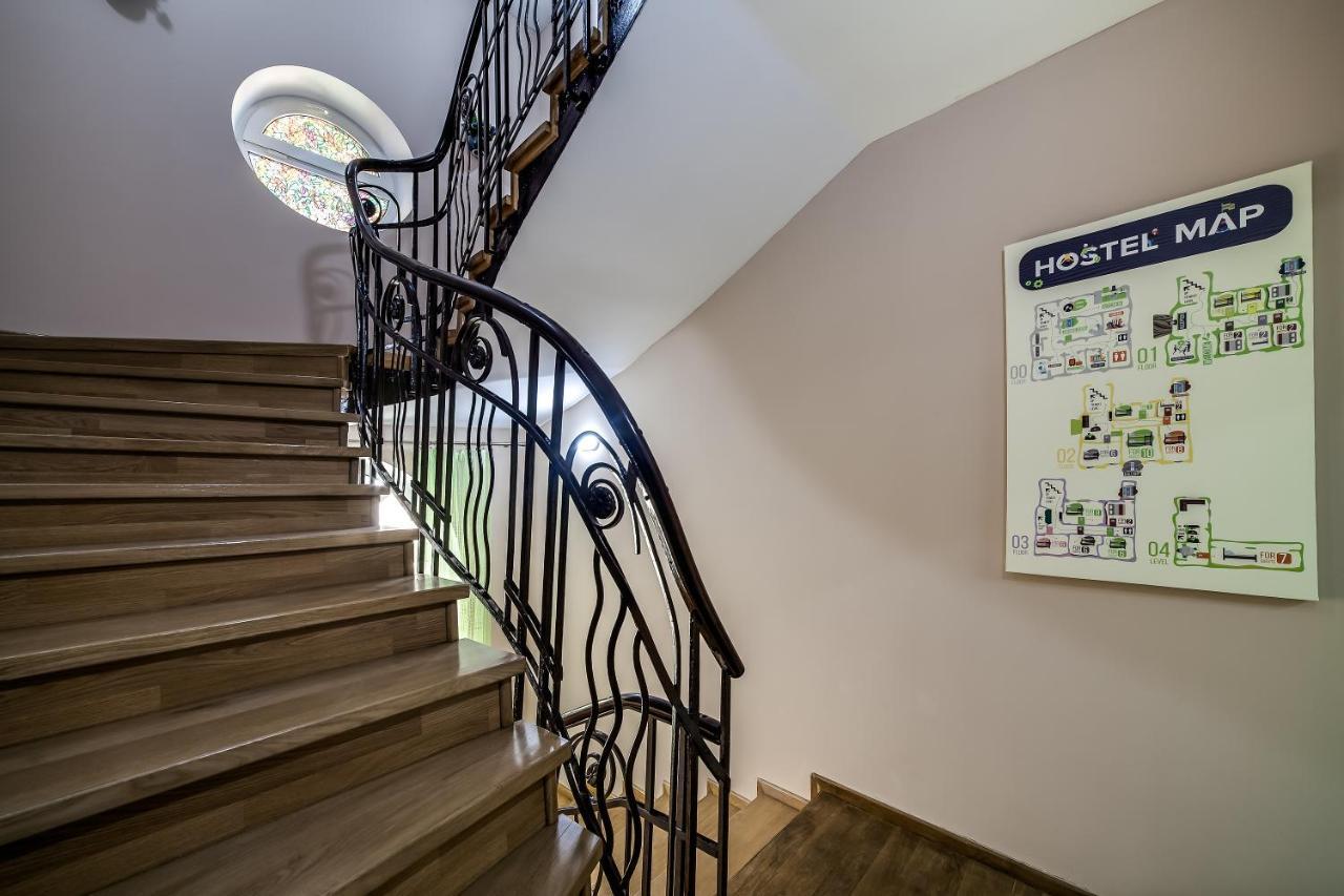לבוב Ostriv Hostel מראה חיצוני תמונה